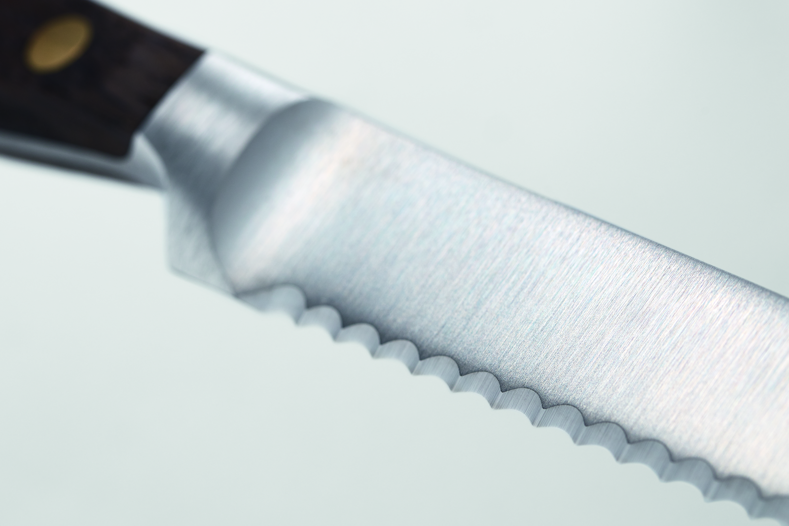 Wüsthof Crafter Aufschnittmesser mit Wellenschliff 14 cm