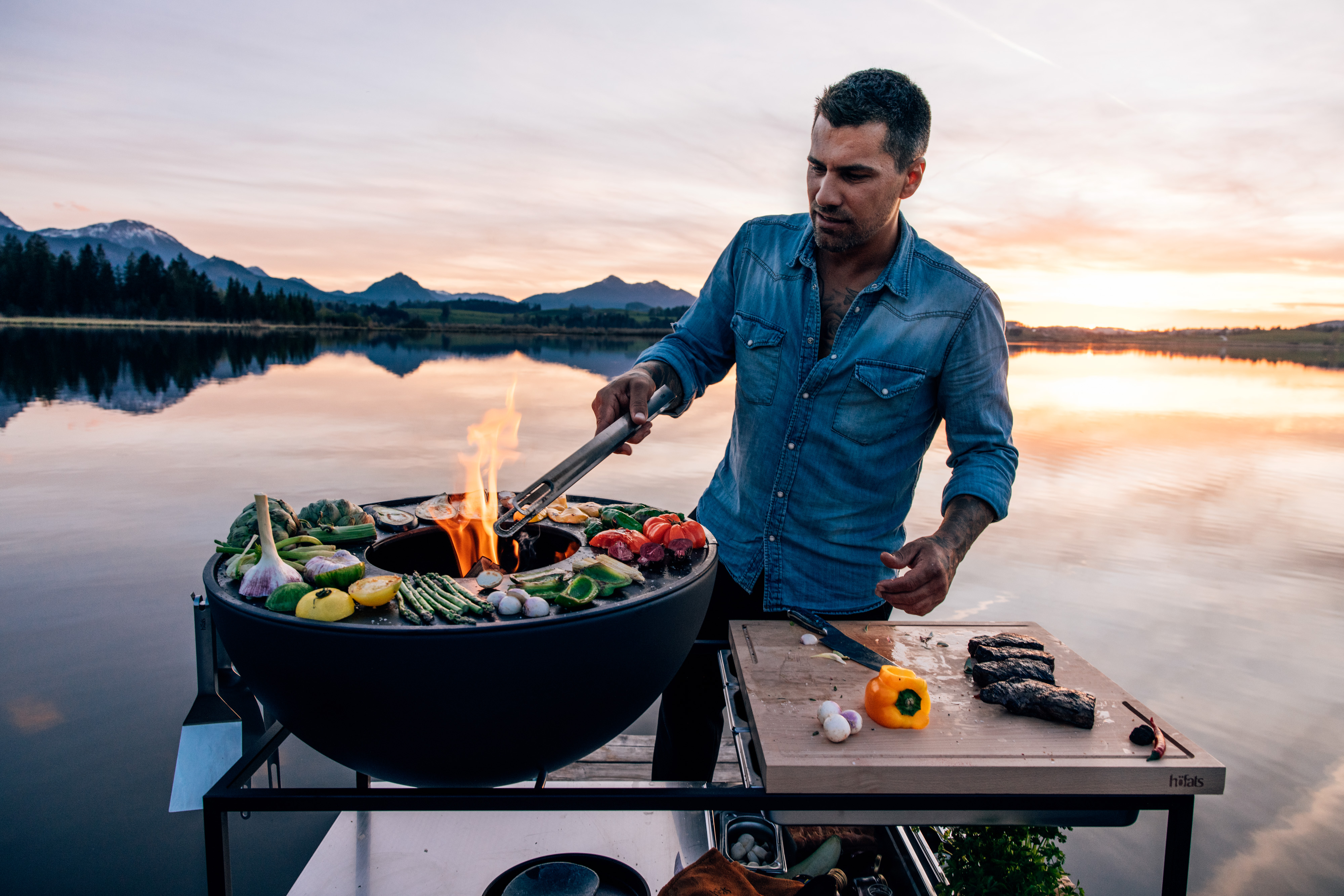 Höfats FIRE KITCHEN mit BOWL 70 Plancha-Grillset tief