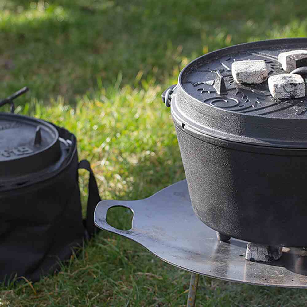 Petromax Gusseisen Feuertopf ft3 (Dutch Oven) mit Füßen 1,60 Liter 