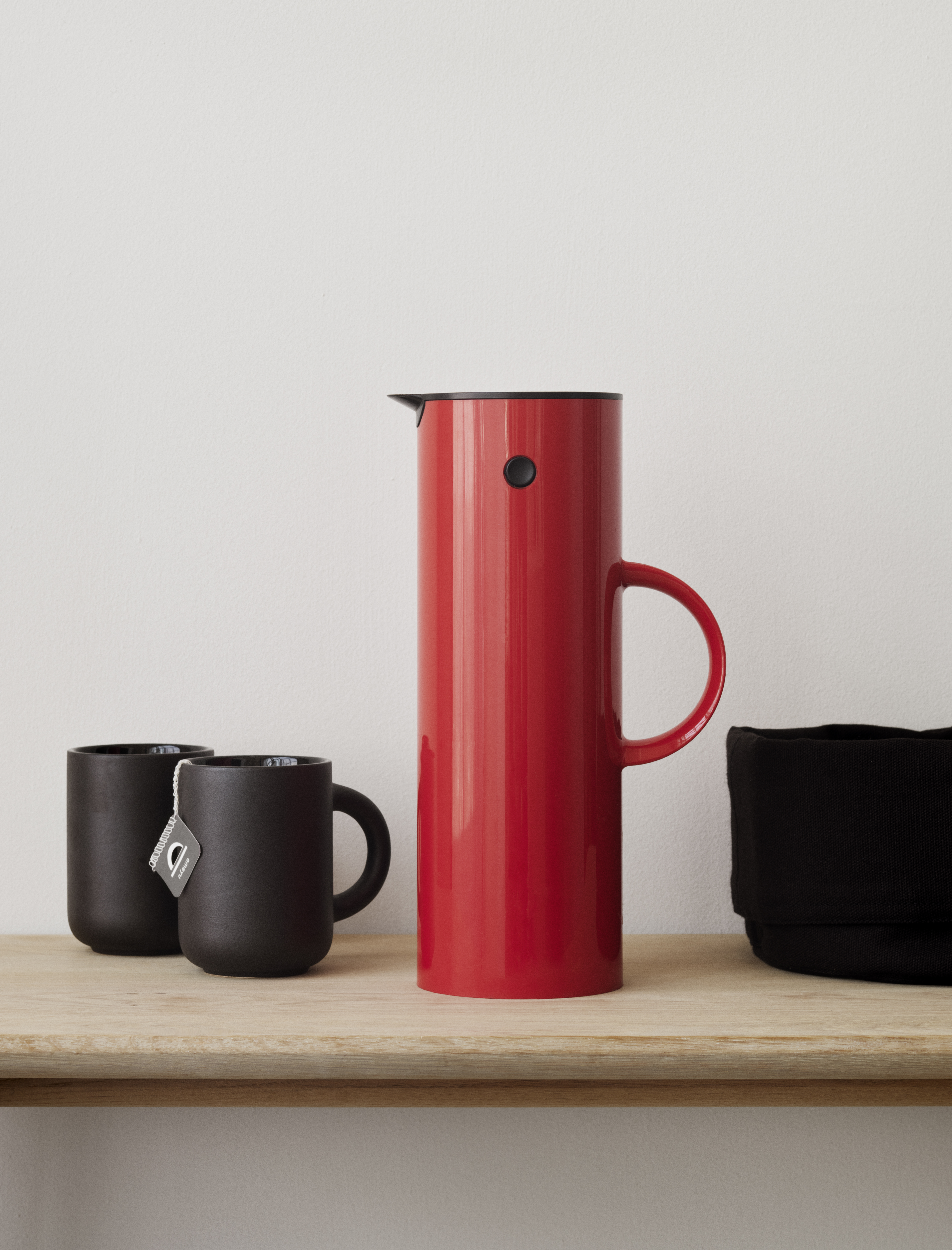 Stelton EM77 Isolierkanne 1 l. red