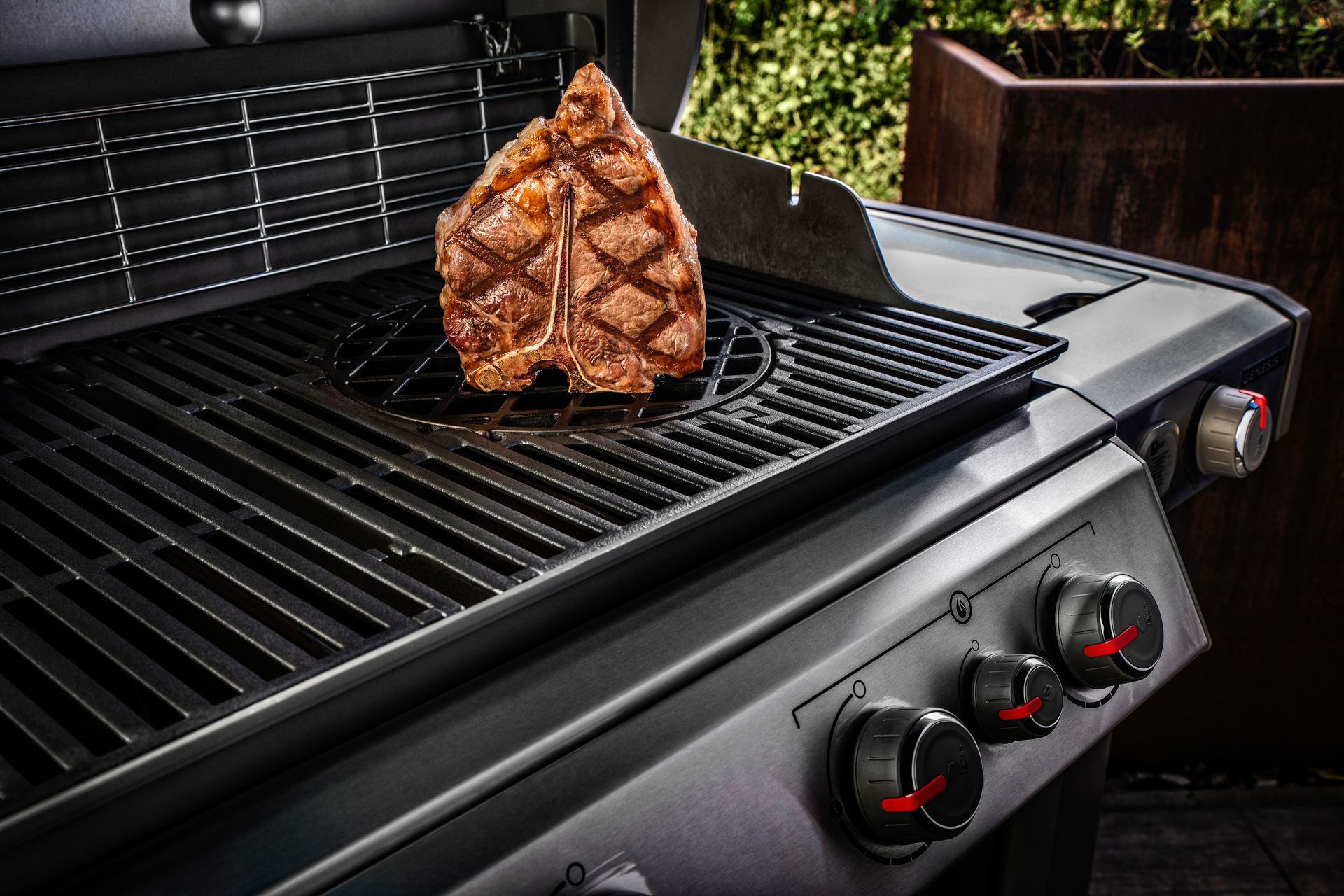Weber Genesis II EP-335 GBS Black Weber Genesis II EP-335 GBS Black