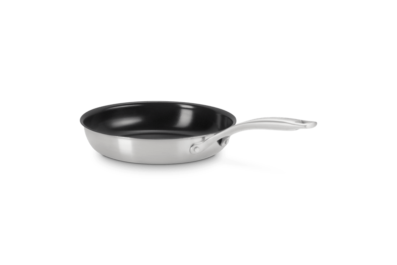Le Creuset Essential 3-PLY Bratpfanne 24 cm antihaft(mit kera